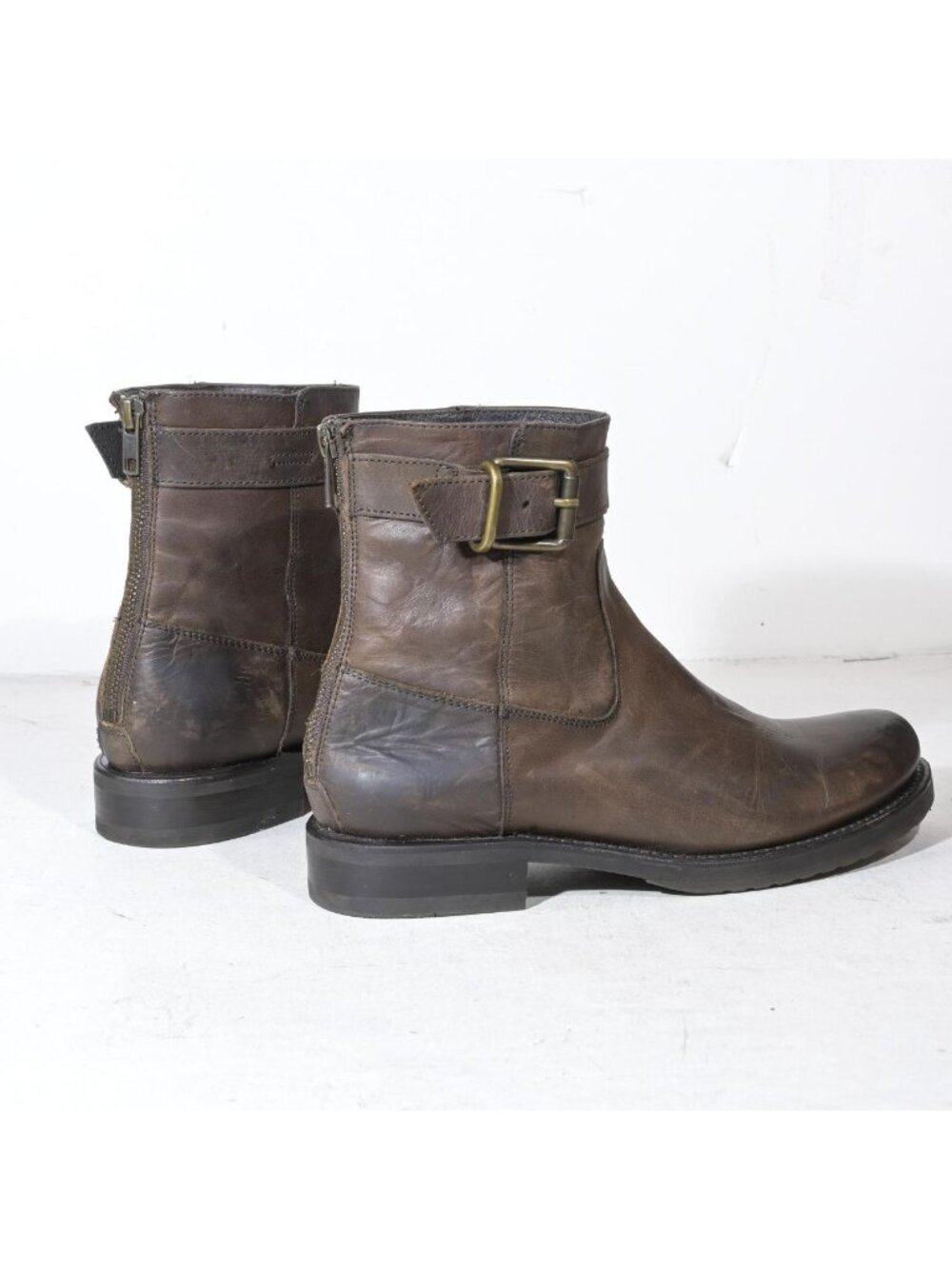 Frye Brown Leather Ankle Boots Large Ankle Buckle Back Zip Moto Style 3471362 Wo - Picture 3 of 7